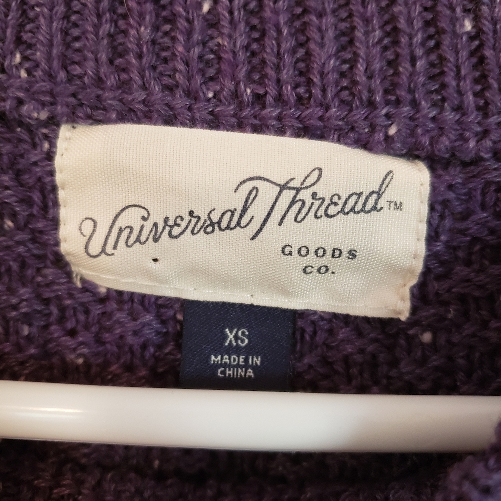 Universal Thread Sweater - Picture 3 of 7